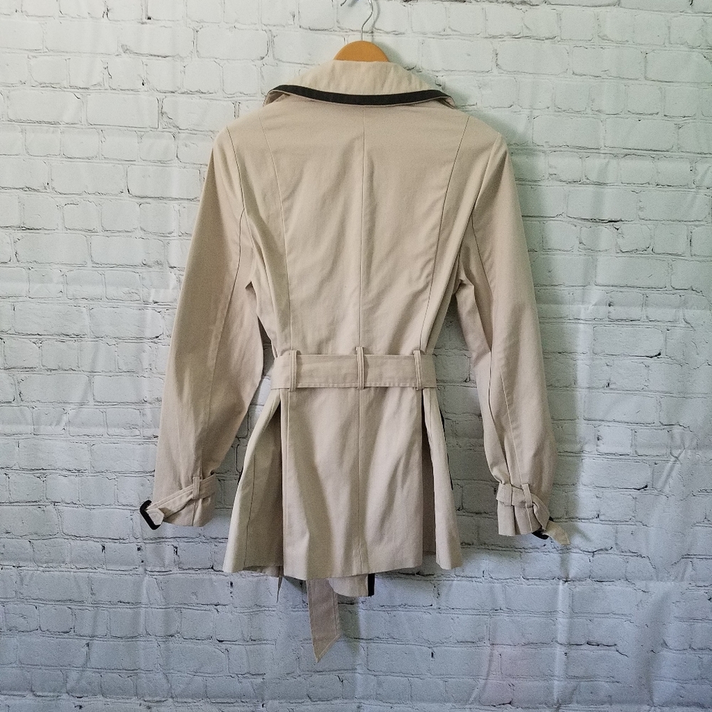 Dana Buchman Trenchcoat - Picture 2 of 6